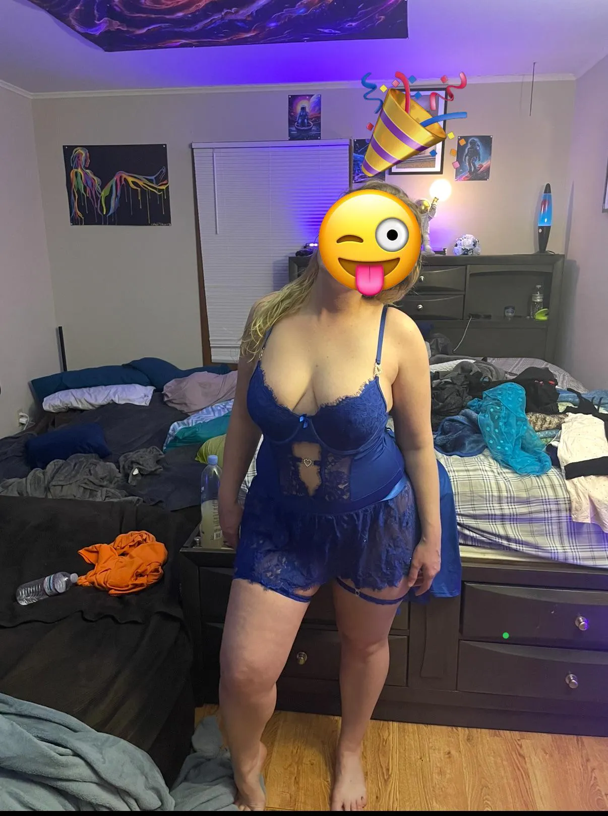 So this was what I chose to wear before friends came over.  Hope it looked good.  It was a fun night.  It was a blast!