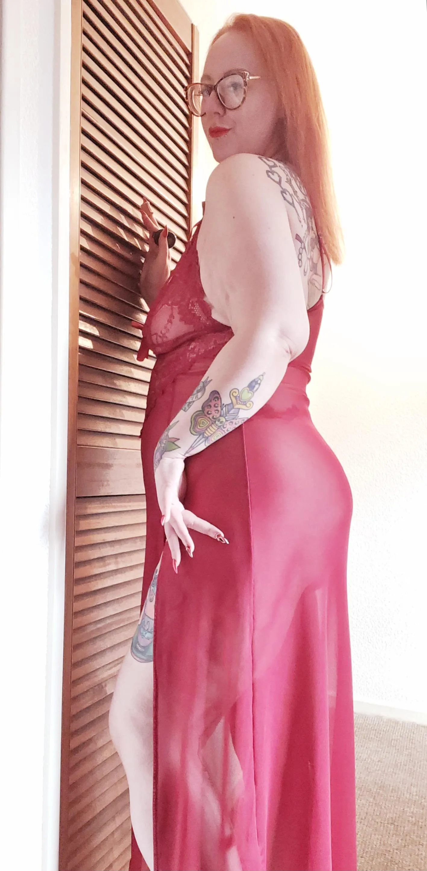 The softest, curviest artist canvas