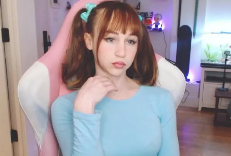 These are quite simply the sexiest pigtails I have ever seen - and he's a femboy!