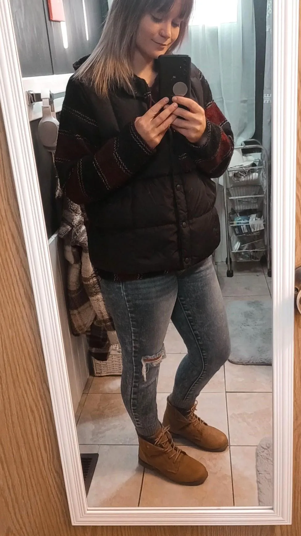 Would you finger a 31 year old hot wife?