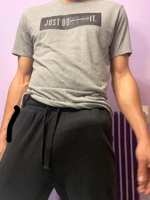 27(bi) post shower selfies