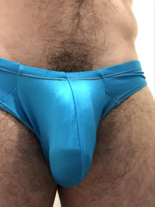 32 [M4F] #NYC uncut BWC looking for a woman who would be into exploring a panty kink together by trying on g-strings/thongs.