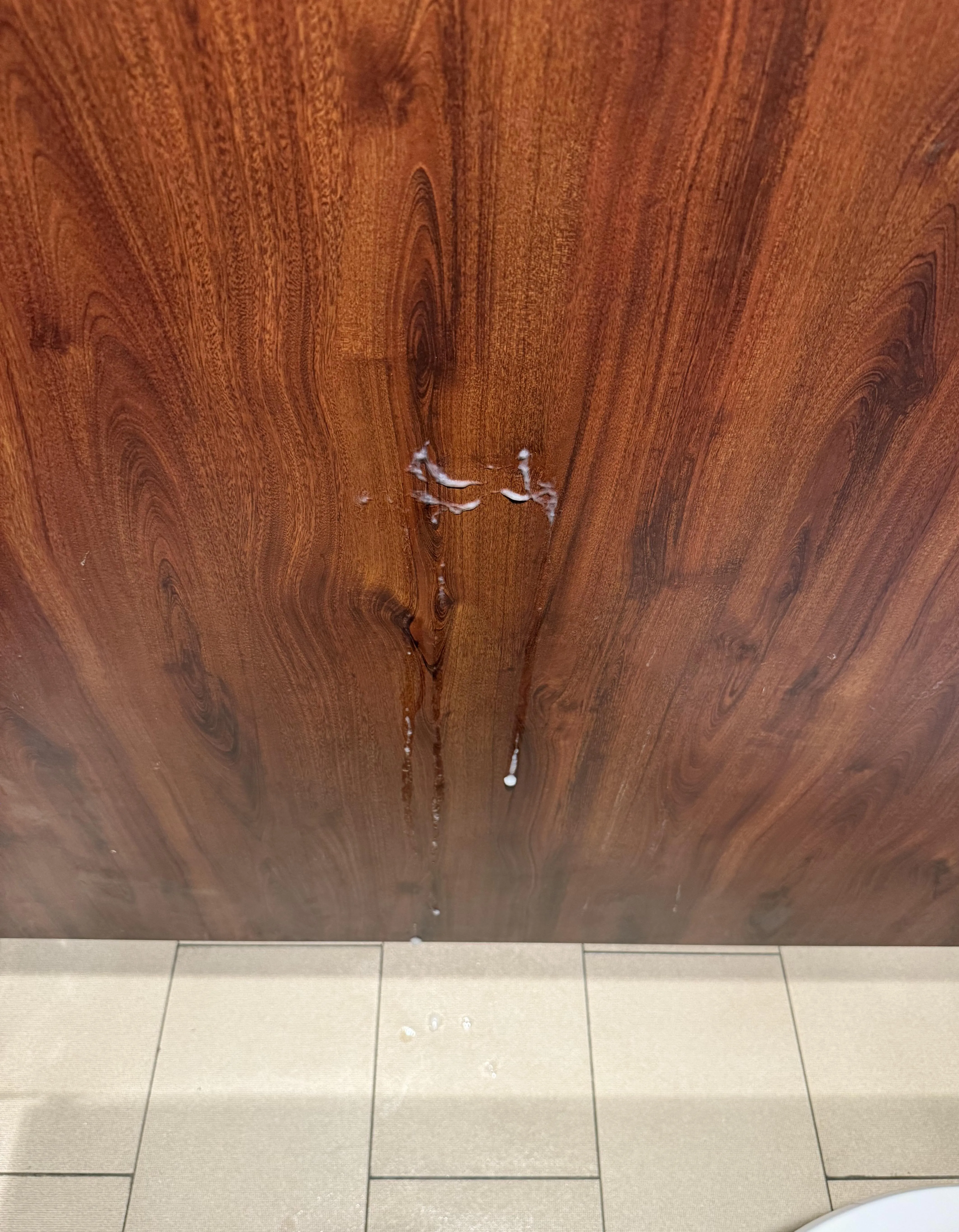 (35) Cum tag at the local hotel stall.