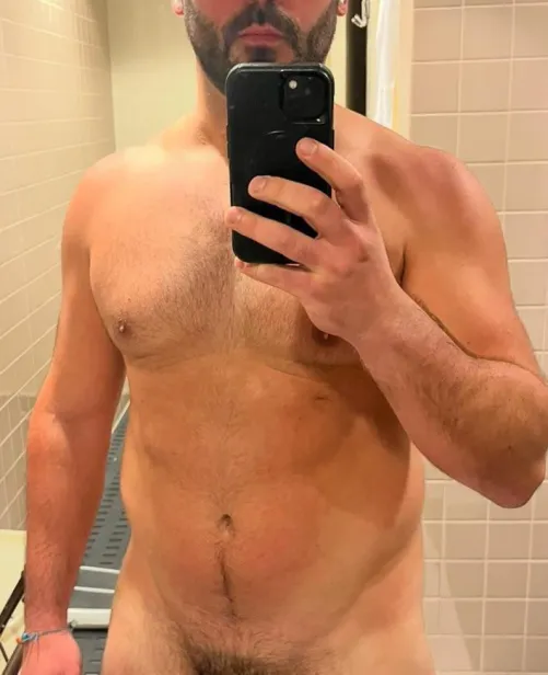 37 [M4MF/F] In NYC tonight