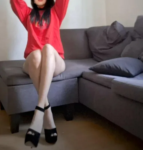 In love with my new pair of heels 💕 (oc) f 29