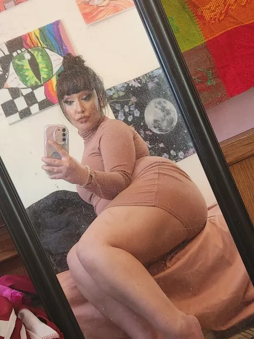 In the mood but need a boost 😭 NJ (27 f)