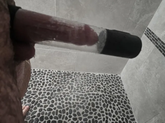 Pumping without sleeve. How do you think it looks? Honest