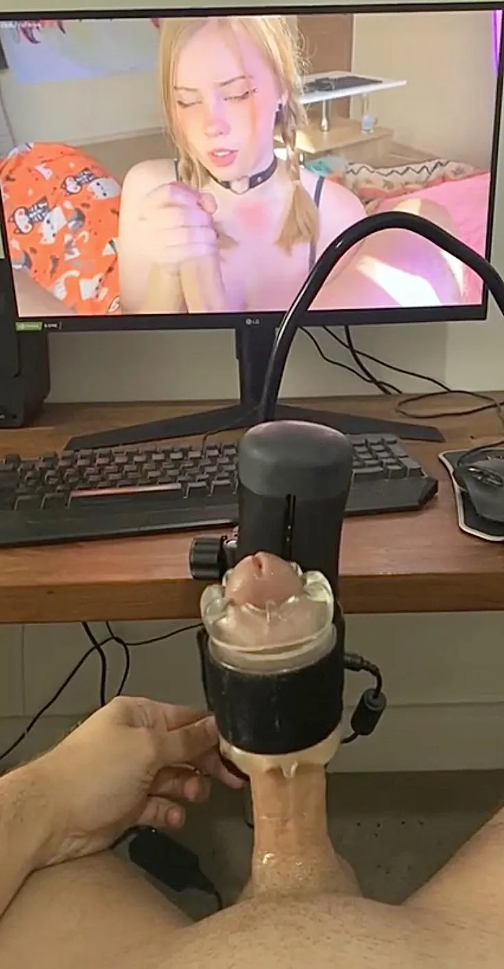 this stroked me too the thickest cumshot