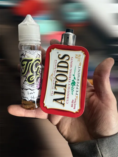 Tin mod and some creamy strawberry
