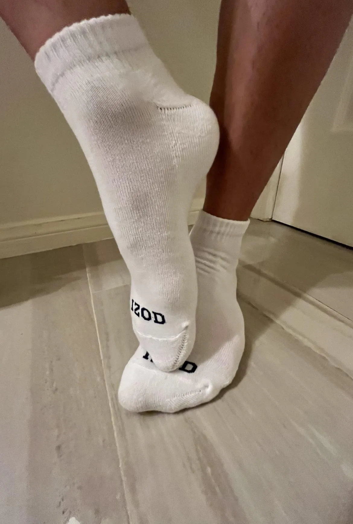 (23) Take my smelly gym socks off, and SUFFOCATE yourself in them 😈😈
