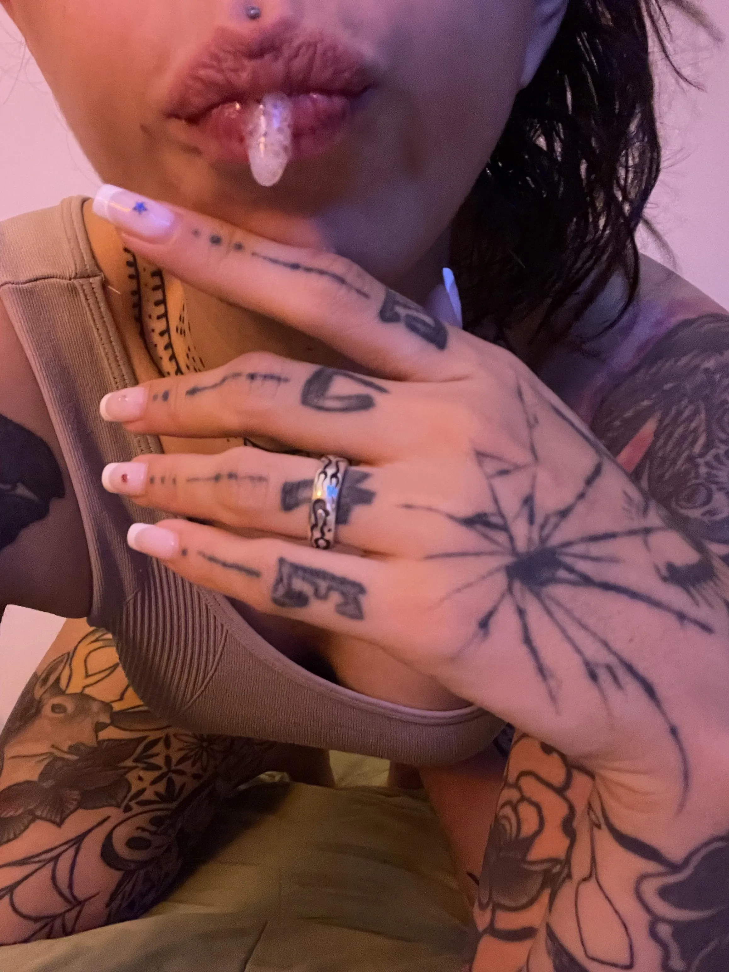 Be a good boy and swallow all of it 💦