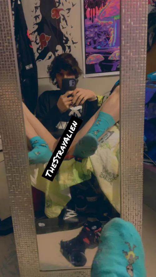 Cum play, take me like a slut and make me do things on camera for you 🧸📸 [33]