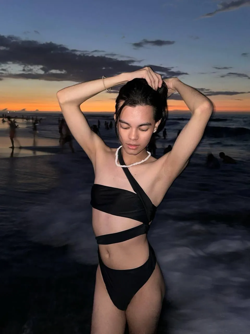 Is it okay with you if the woman has a bulge?