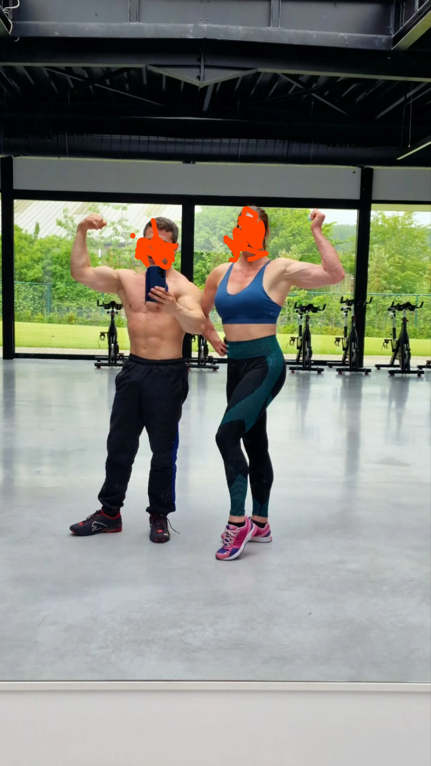 [MF]4[F] Fitt couple 39 and 38 looking for fit F to have fun.