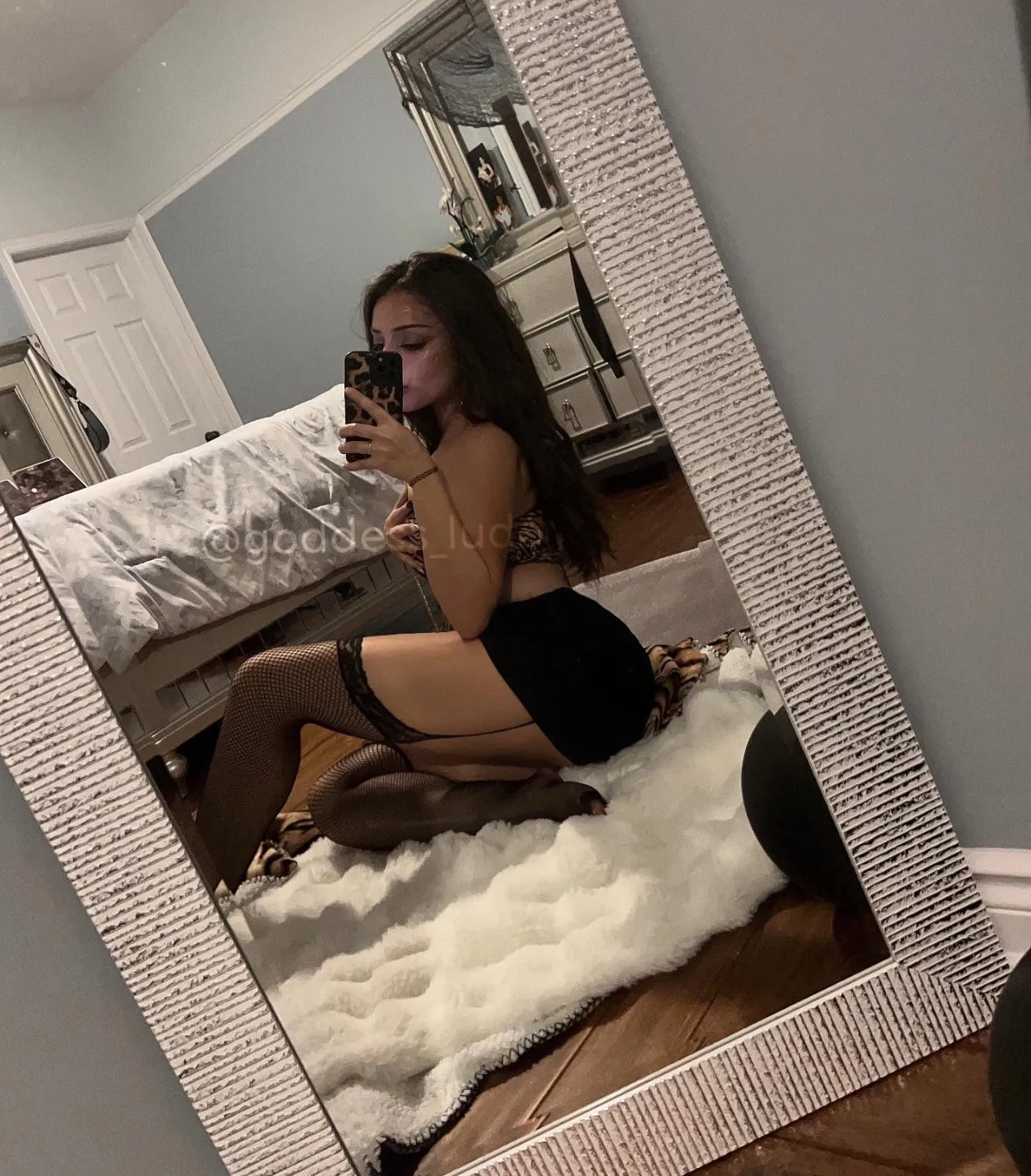 u look lonely & extra pathetic, surrender to me