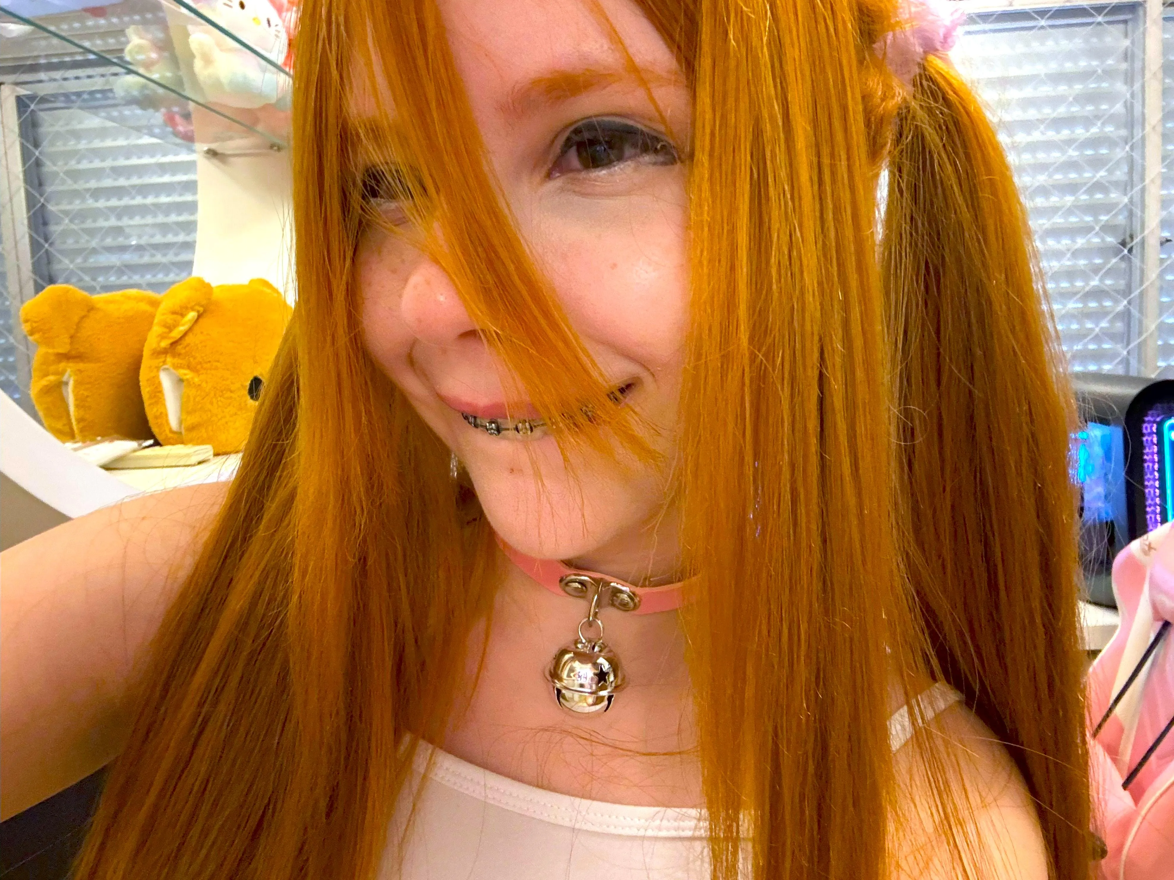 What do you think made me smile like this? 😝