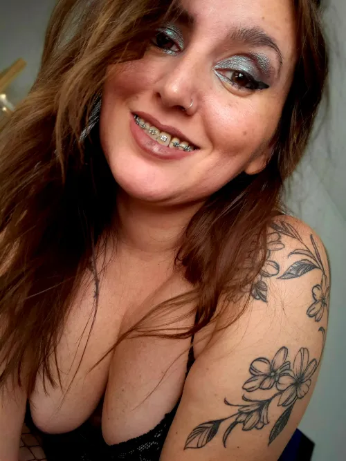 Would you like to see these braces covered in your cum?