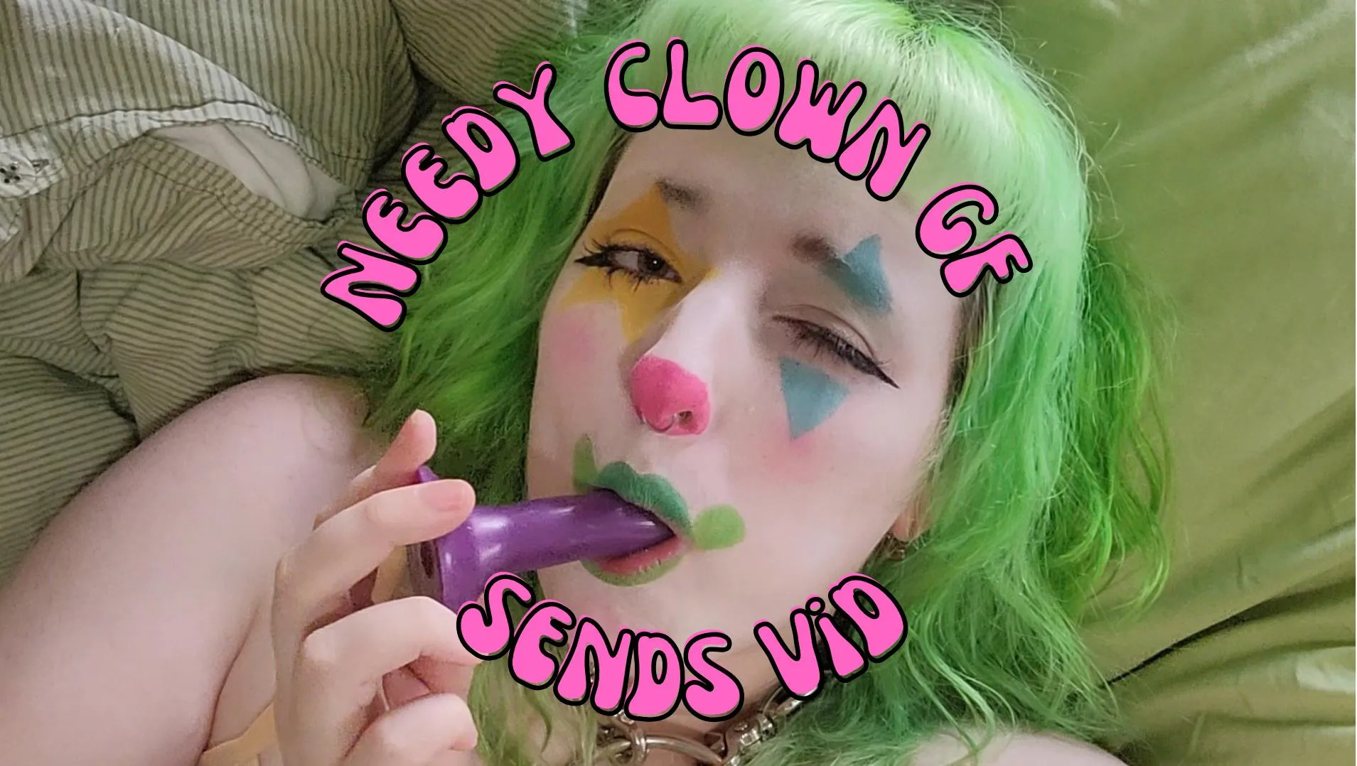 your needy clown gf just can't wait for you to get home from work 🥺