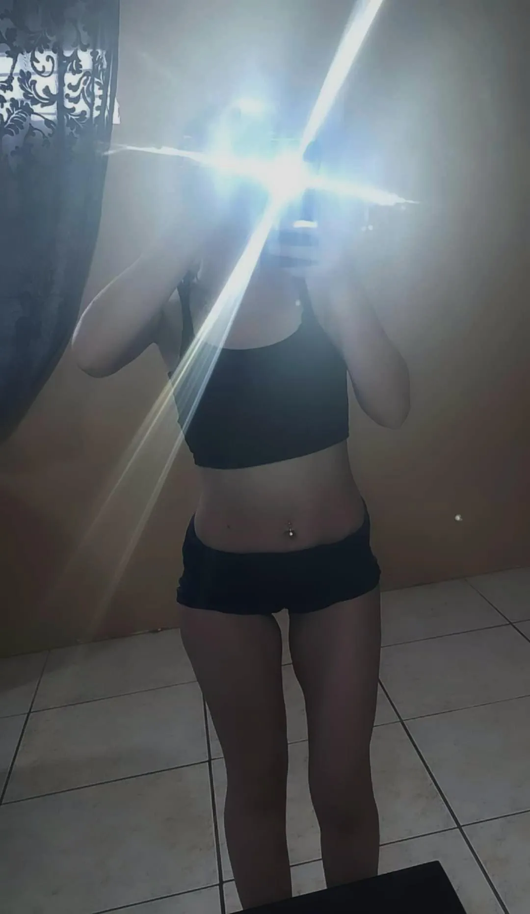 Hit this fresh girl up send me a message