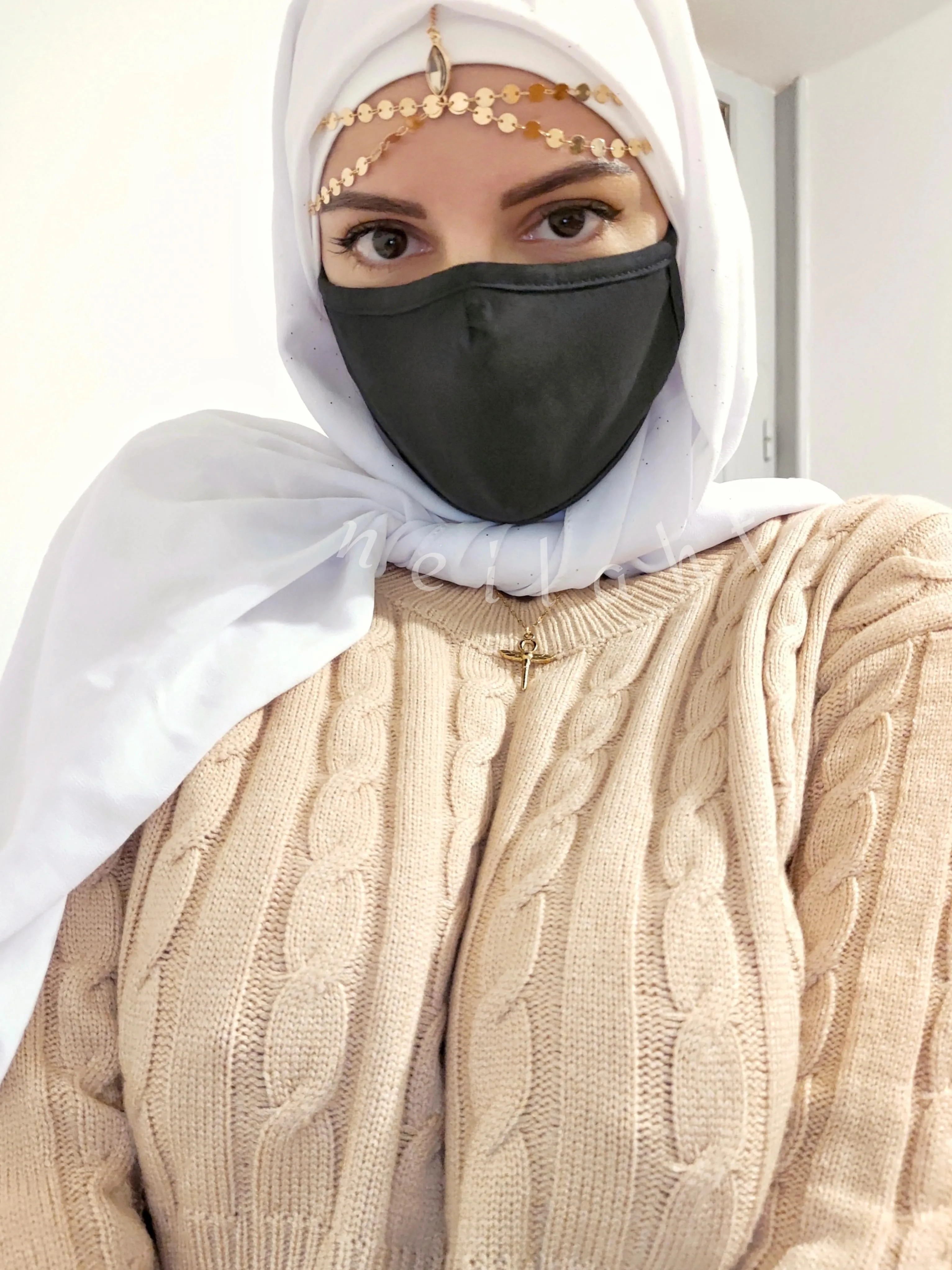 I may look innocent 😏✨