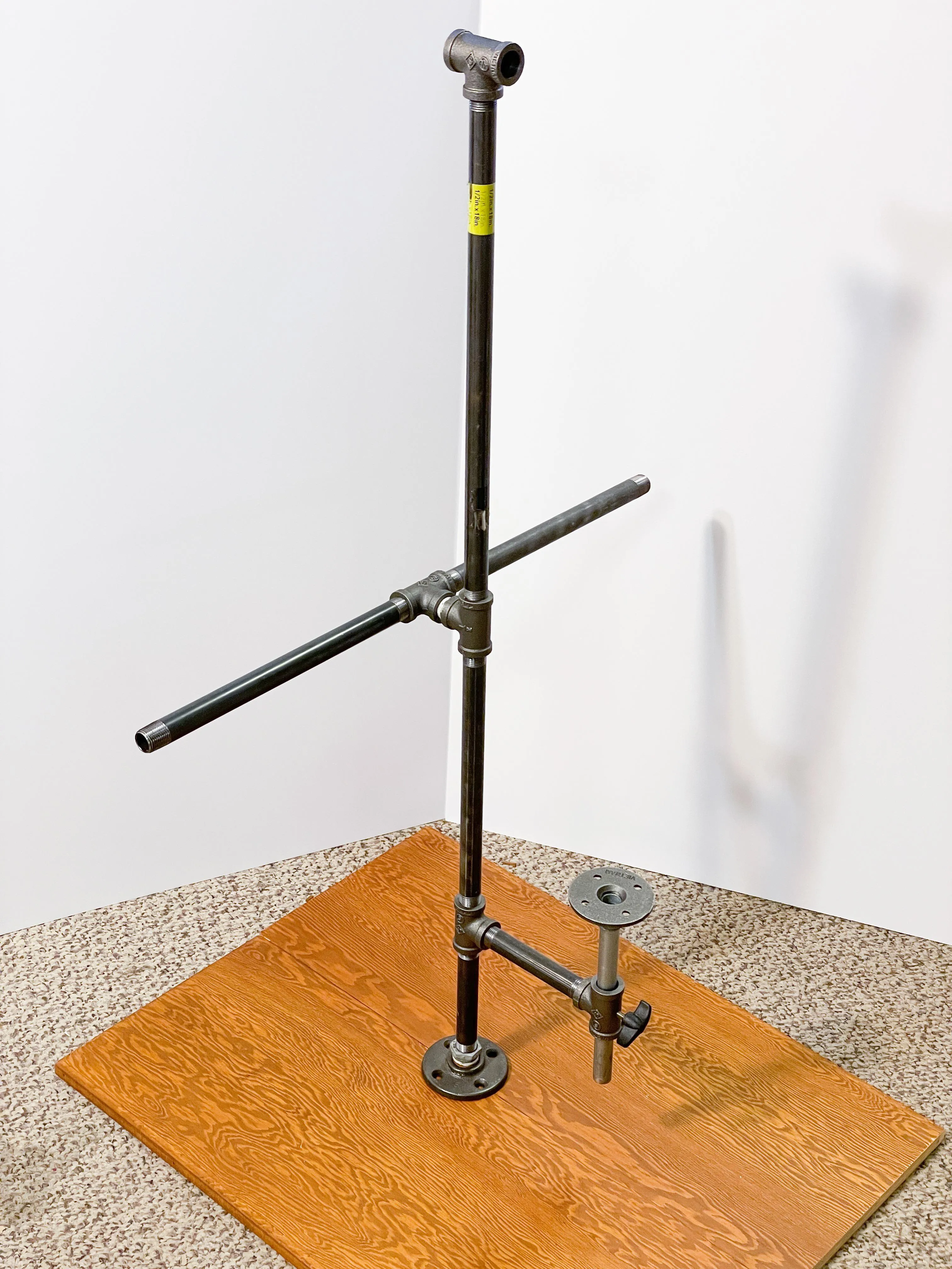 Looking for advice on pipe sizing for my bondage post