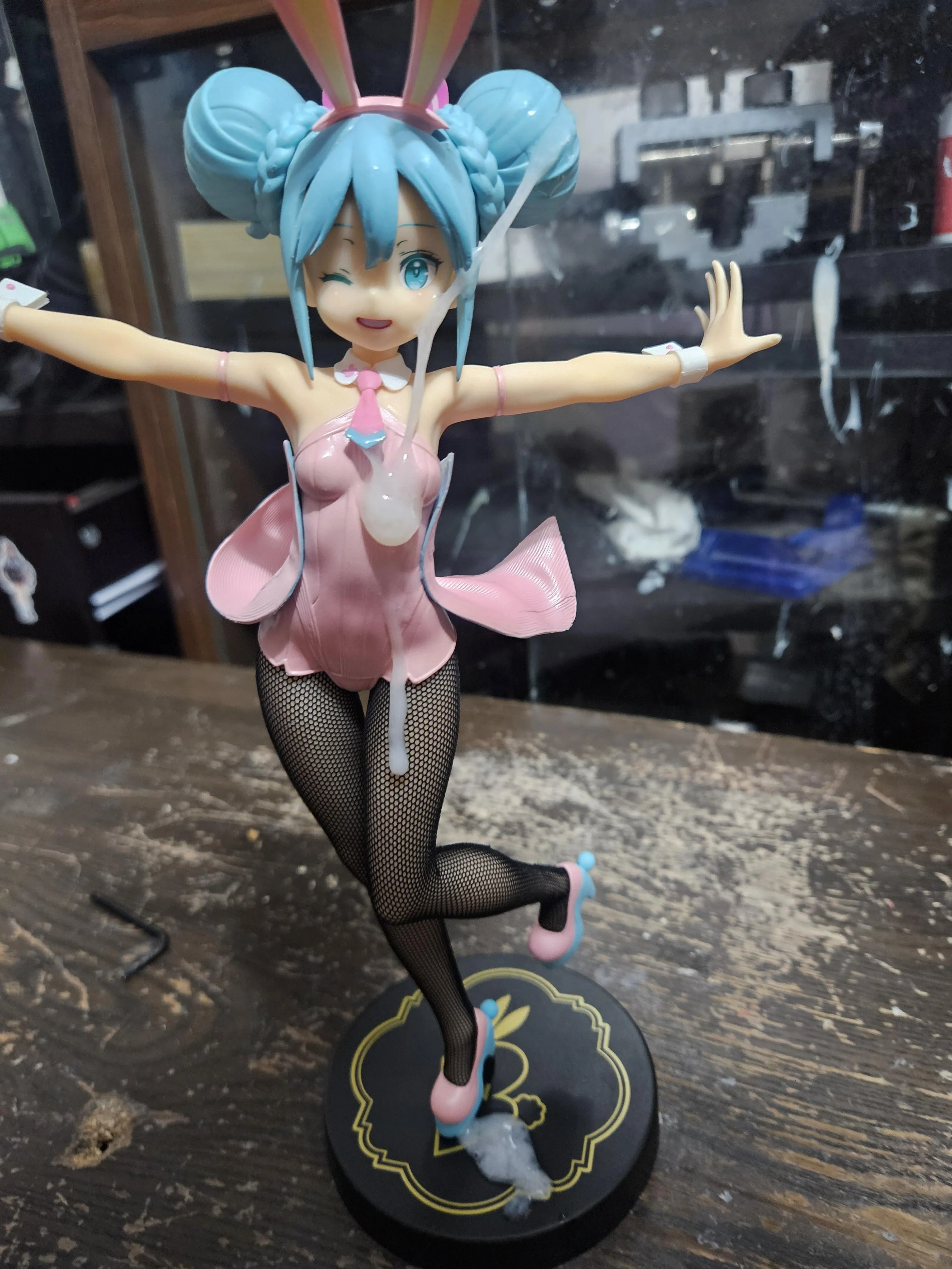 Miku having a creamy day