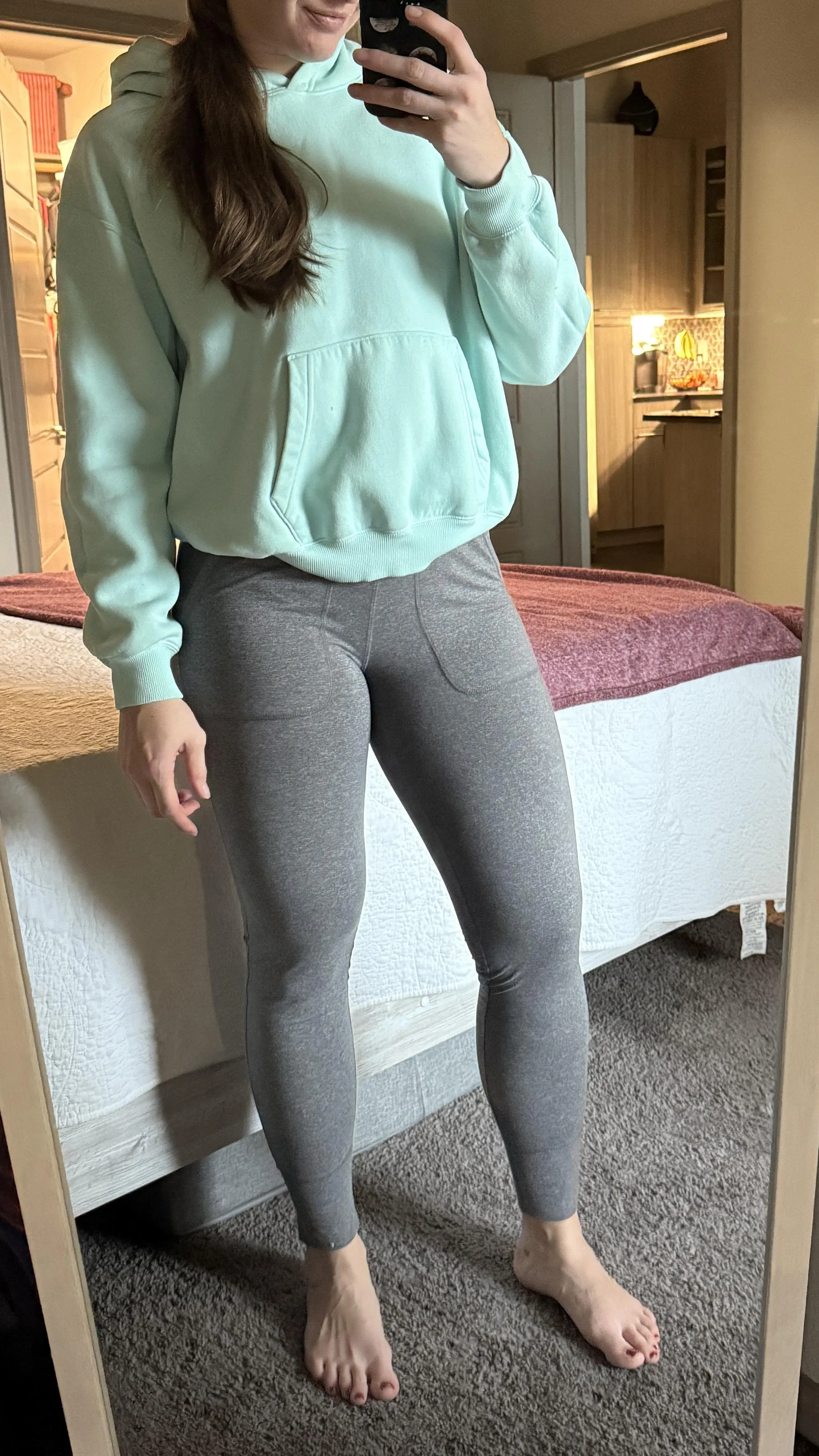 these leggings have interesting pockets 🤔