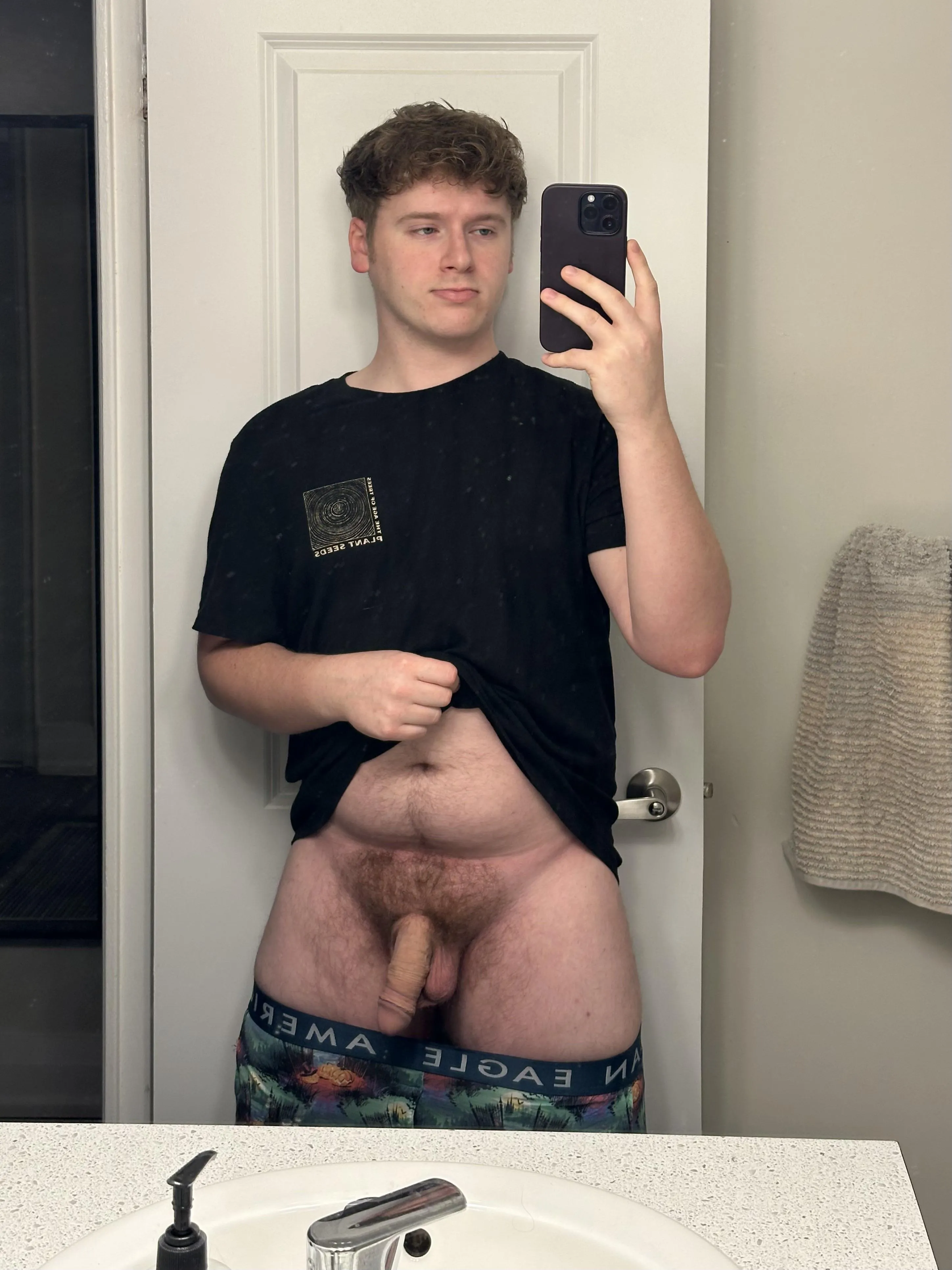 instead of telling you how it’s hanging I figured I’d just show you 🍆👀 [27]