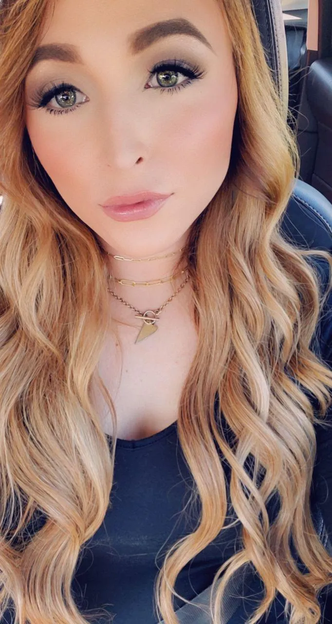 Its payday, you're barely holding on.. Why resist when you can relapse 🤤 💸