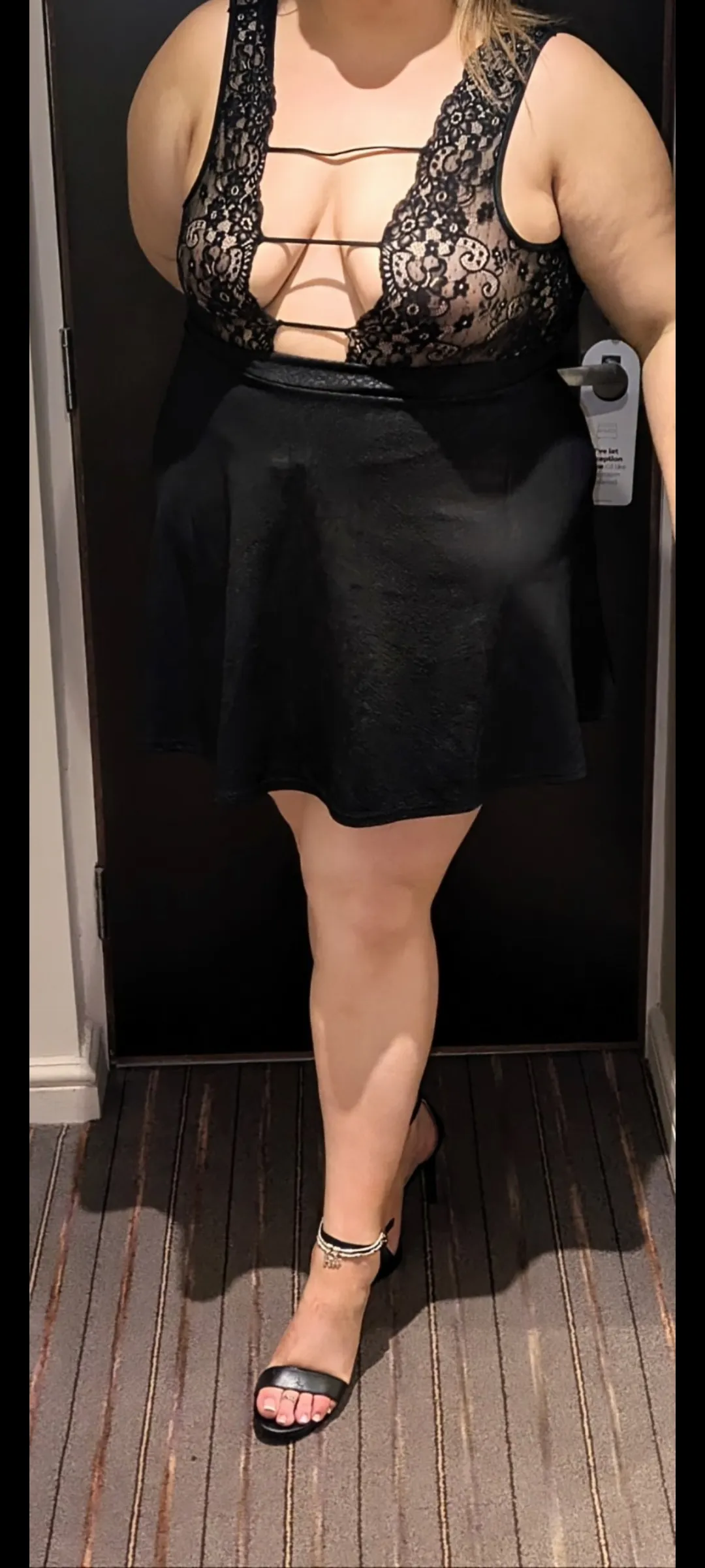 This 33 year old wife is going to fuck a 53 year old tomorrow