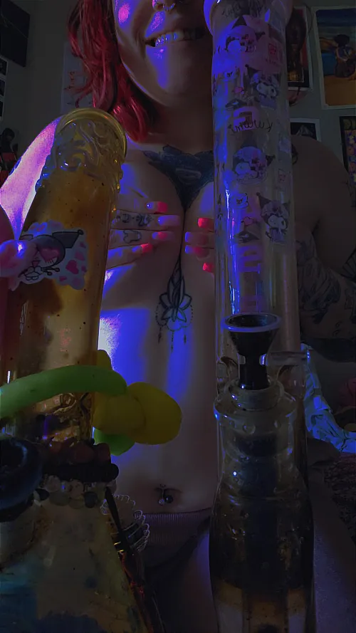 What's your smoke song of the day? Mines I'm still in love with you by Sean Paul