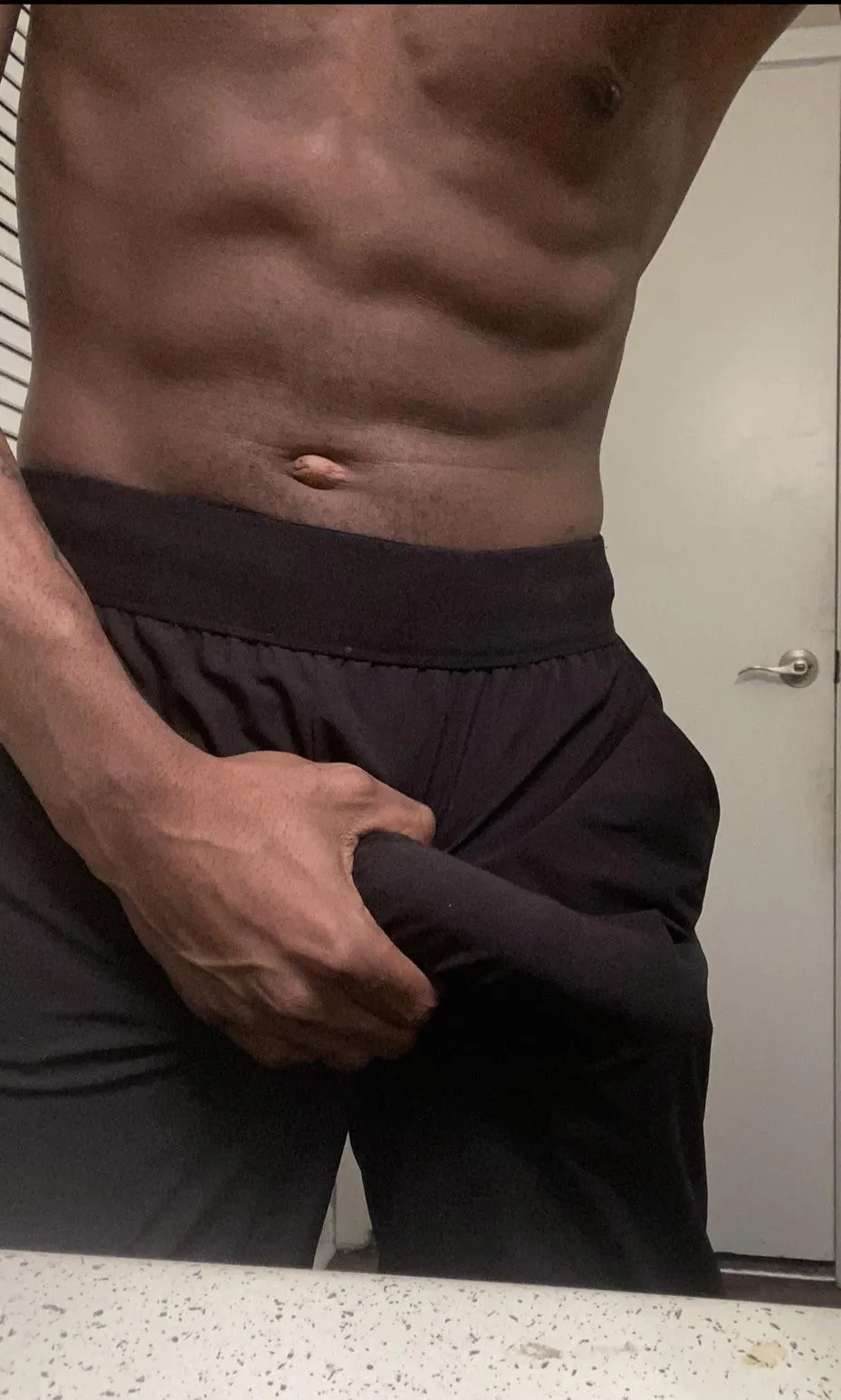 24 (M4A) #Raleigh - 10” thick and uncut single BBC looking in the Raleigh area , hmu!