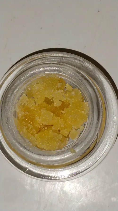 Boyfriend is bringing home a new puc of dabs tonight yayyy let's get high together