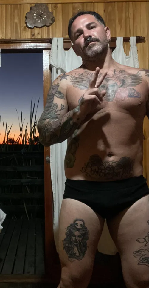 Have a hot saturday. Dm If u wanna Have some fun