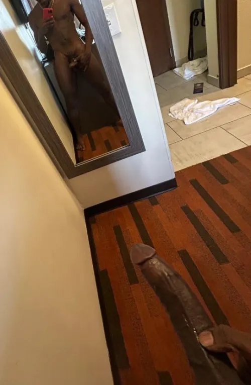 Need a femboy to handle this