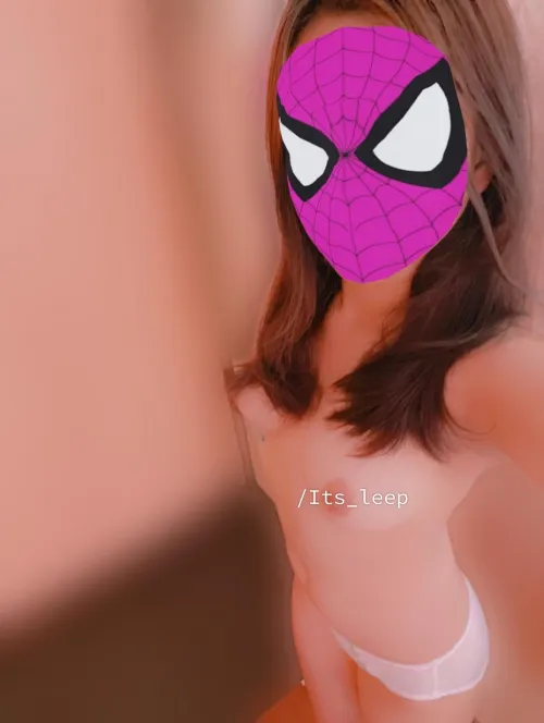 petite with small nippie!🌸