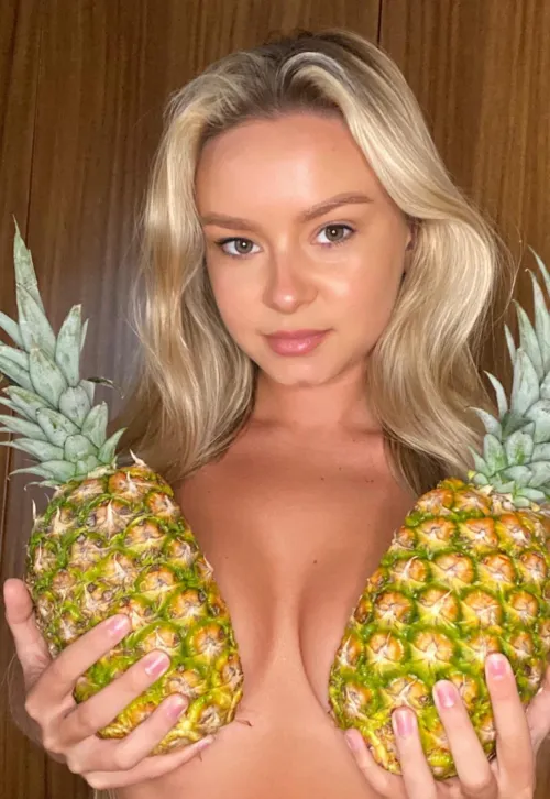 Pineapple party time