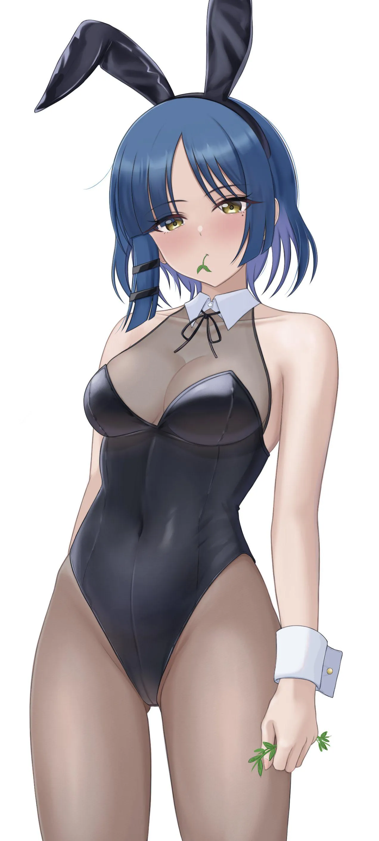 Sexy Bunny Girl Ryo Eating Grass