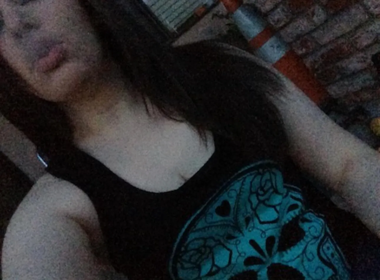 Tied up and being forced breed over and over again is the best fantasy 🥰