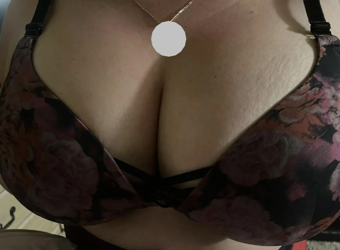 45F/46M looking for couples or male friend for beautiful BBW wife. Please be free of STD with recent test. Good hygiene a must. Received responses & pics on last post. But recent STD results is a Must
