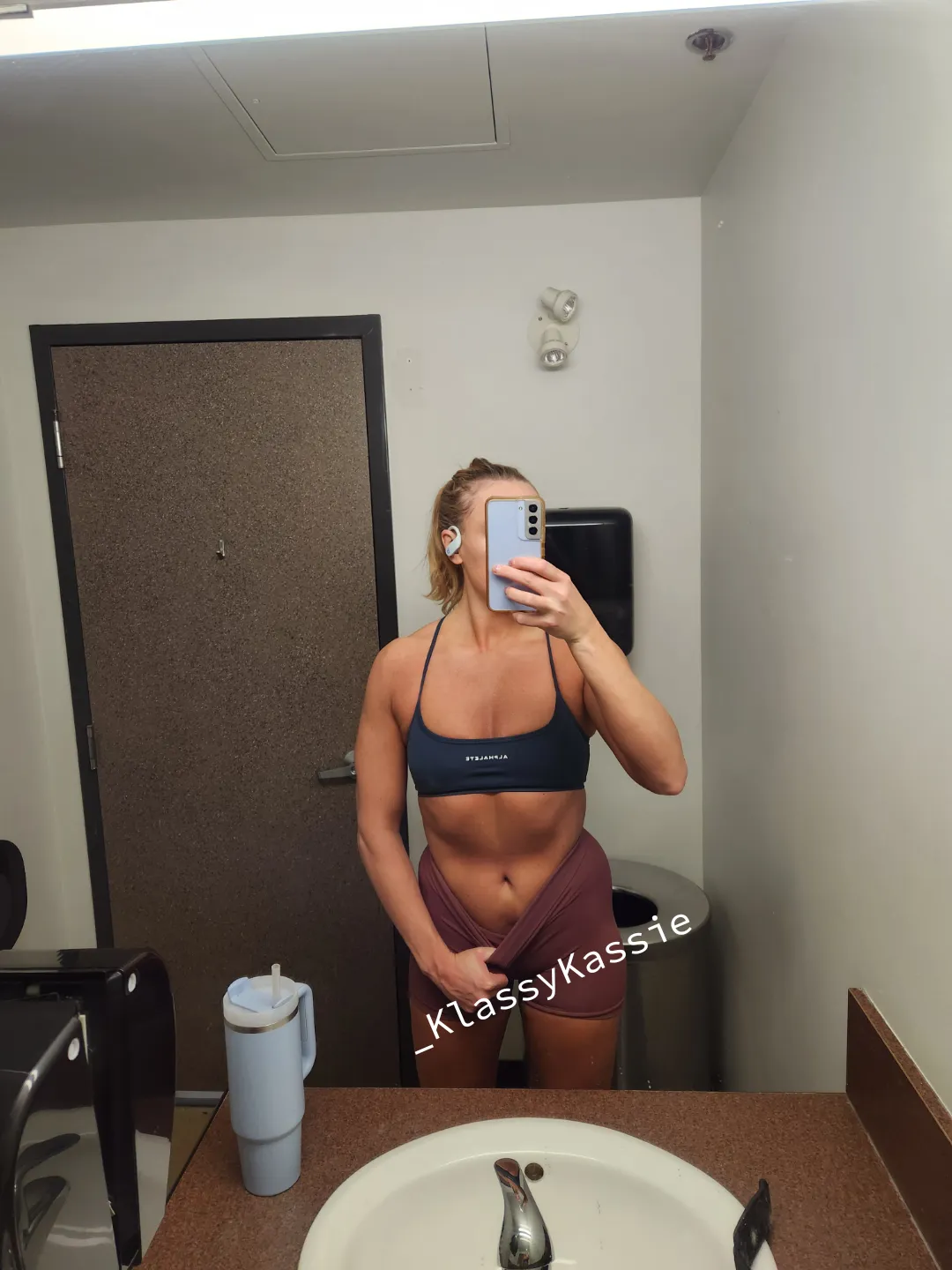 Itty bitty sports bra 🤭