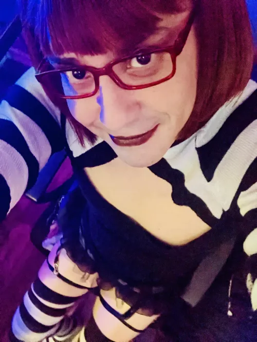 This outfit is rad !