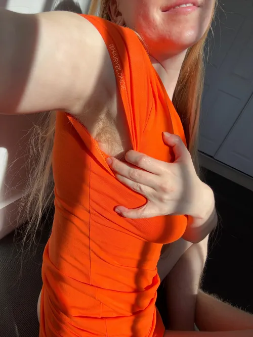 Hot women don’t shave their pits