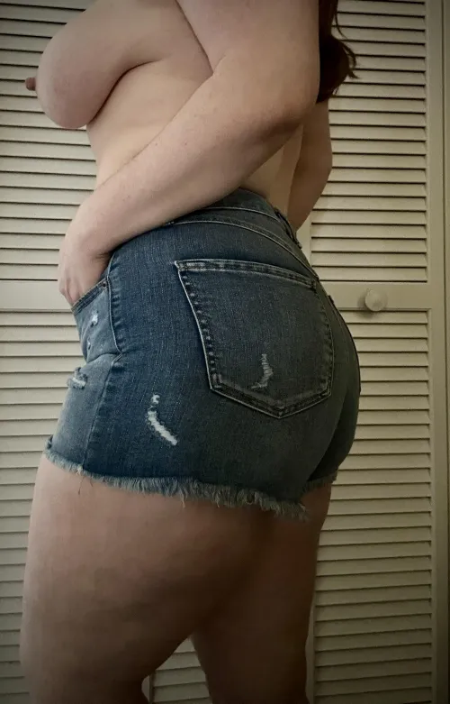 I love the way these hug my hips