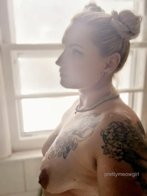 I love this lighting.