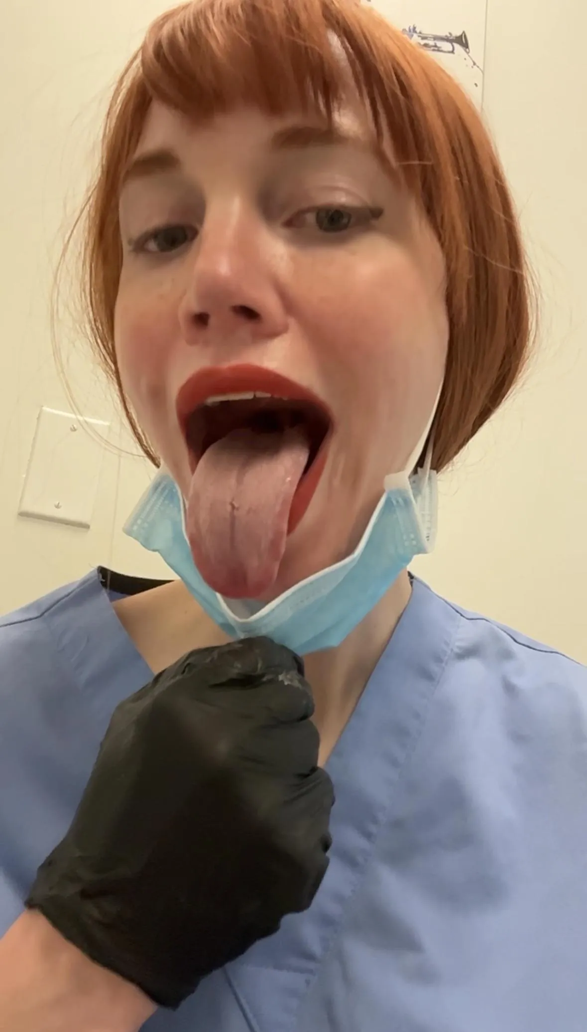 Inspect my tongue with me while I’m bored at work