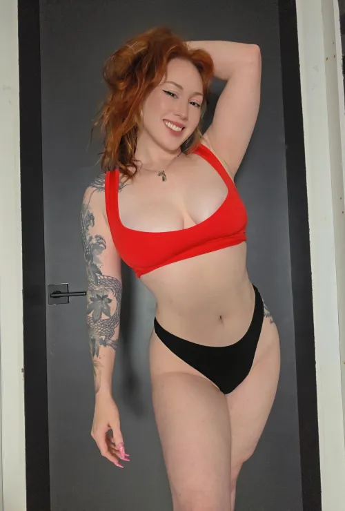 Just your average redhead with 41