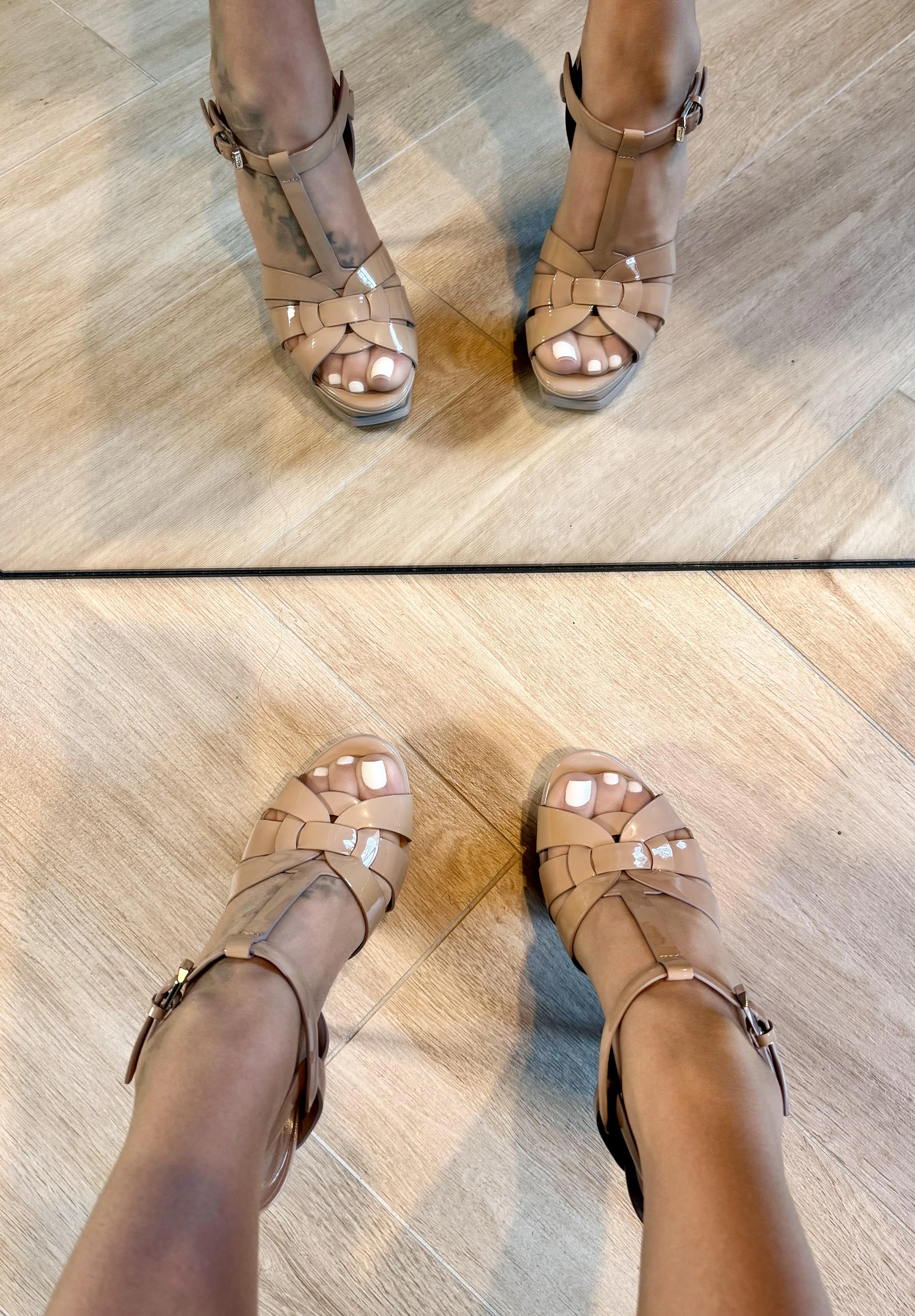 My first white pedi in years 😍