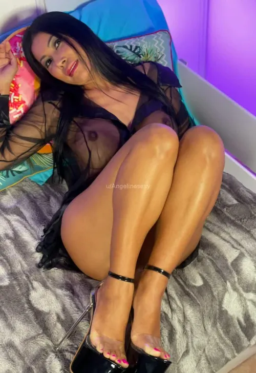 Smash, wife or pass? Thai