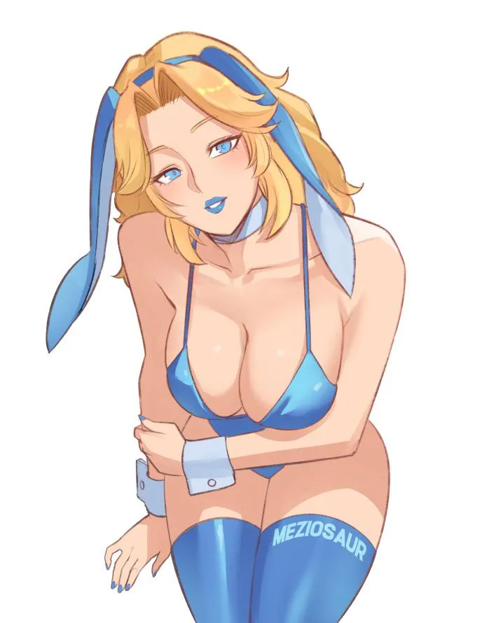 Sue Storm bunny suit (Mezio)